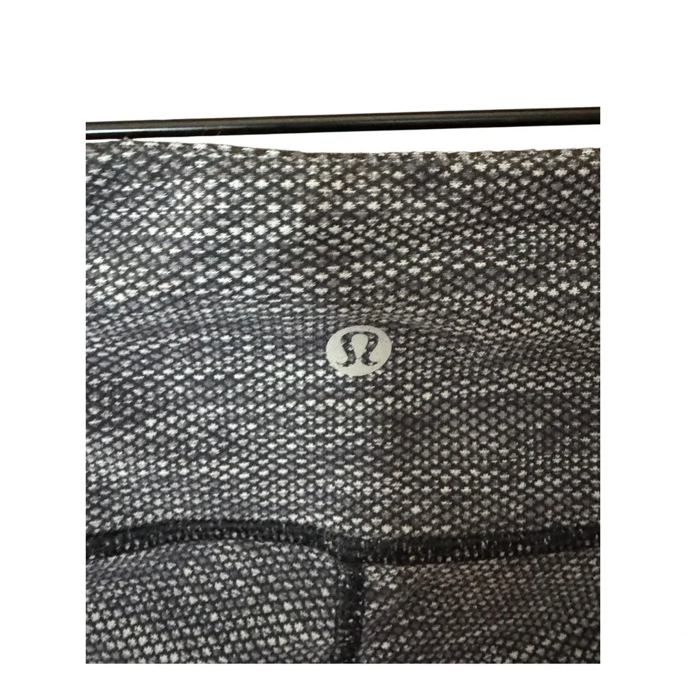 Lululemon‎ Wunder Under Leggings Size 6 Variegated Knit Heather Gray Active